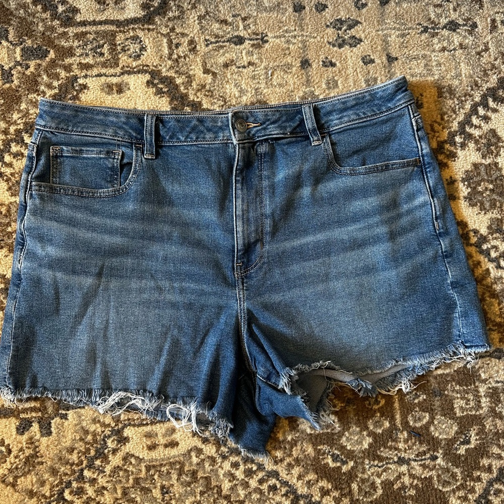 American Eagle Jean Mom Shorts
